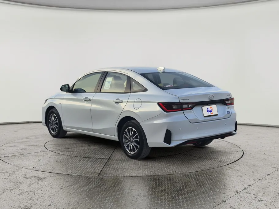 تويوتا يارس Y 2024 