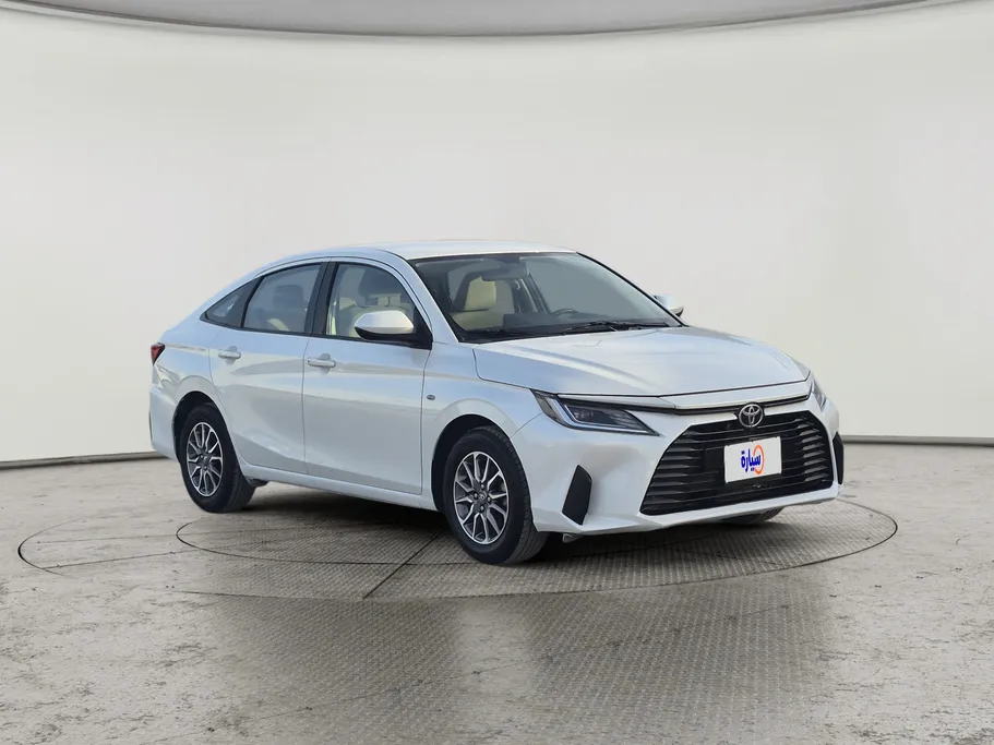 2024 Toyota Yaris  Y 
