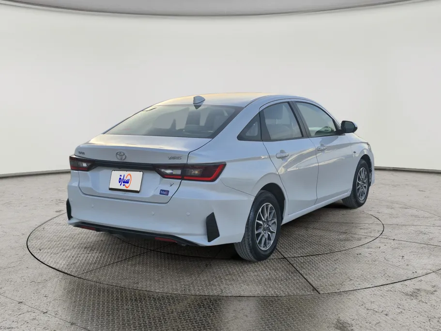 2024 Toyota Yaris  Y 