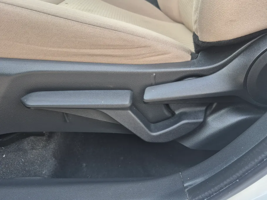 تويوتا يارس Y 2024 