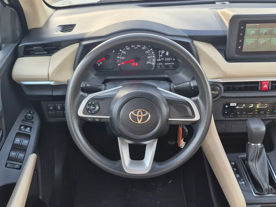 تويوتا يارس Y 2024 