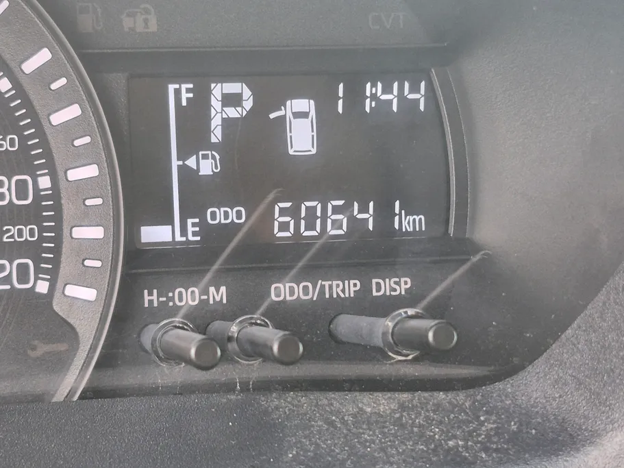 تويوتا يارس Y 2024 