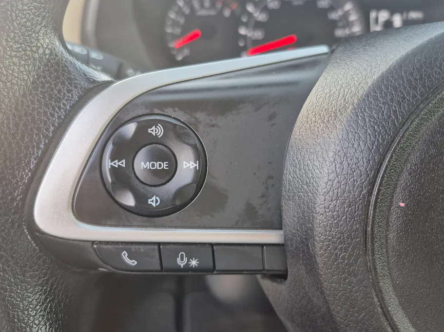 تويوتا يارس Y 2024 