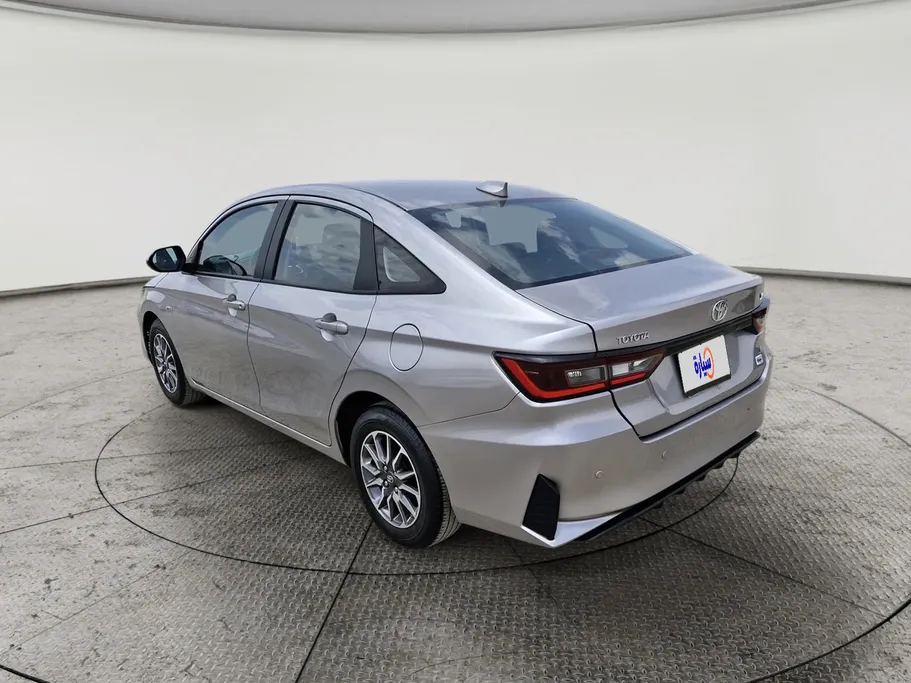 2024 Toyota Yaris  Y 