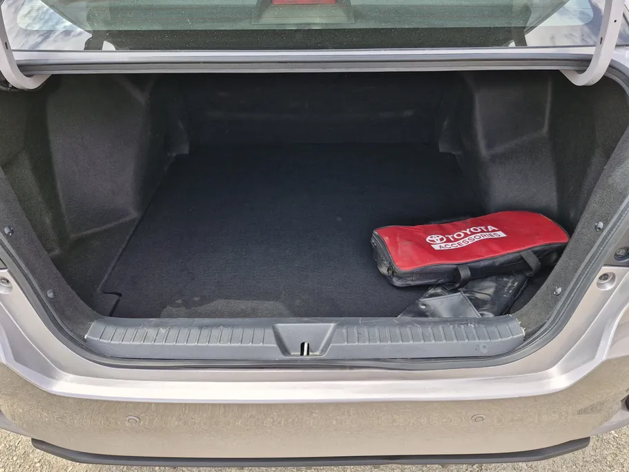 2024 Toyota Yaris  Y 