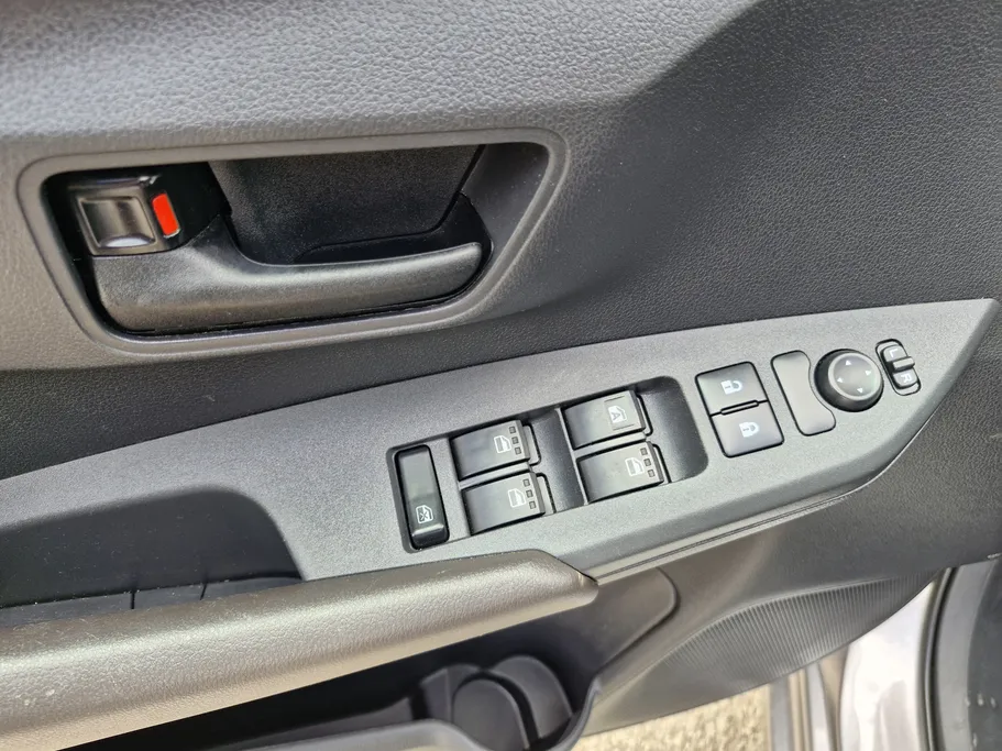 2024 Toyota Yaris  Y 