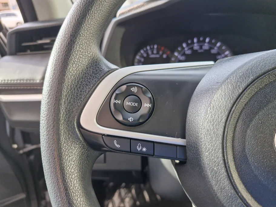 2024 Toyota Yaris  Y 