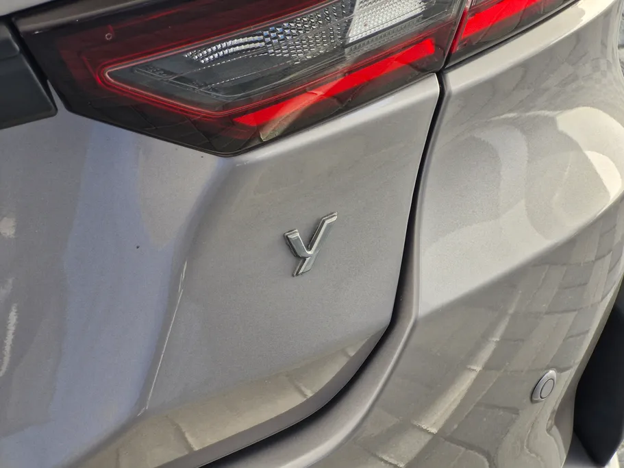 2024 Toyota Yaris  Y 