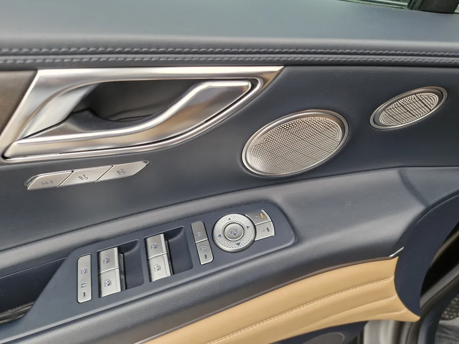 2024 Genesis GV80 Royal 