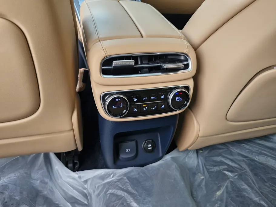 2024 Genesis GV80 Royal 