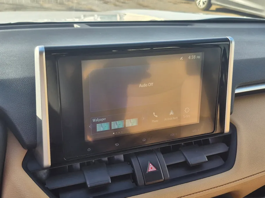 تويوتا راف فور LE 2023 