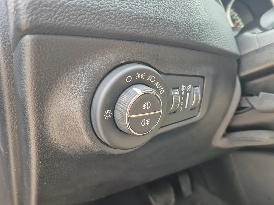 جيب كومباس Longitude 2019 