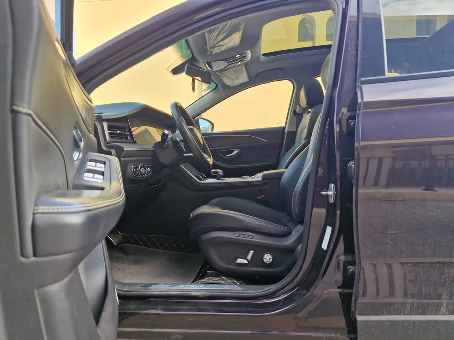 2023 Jetour X90 Plus Luxury 