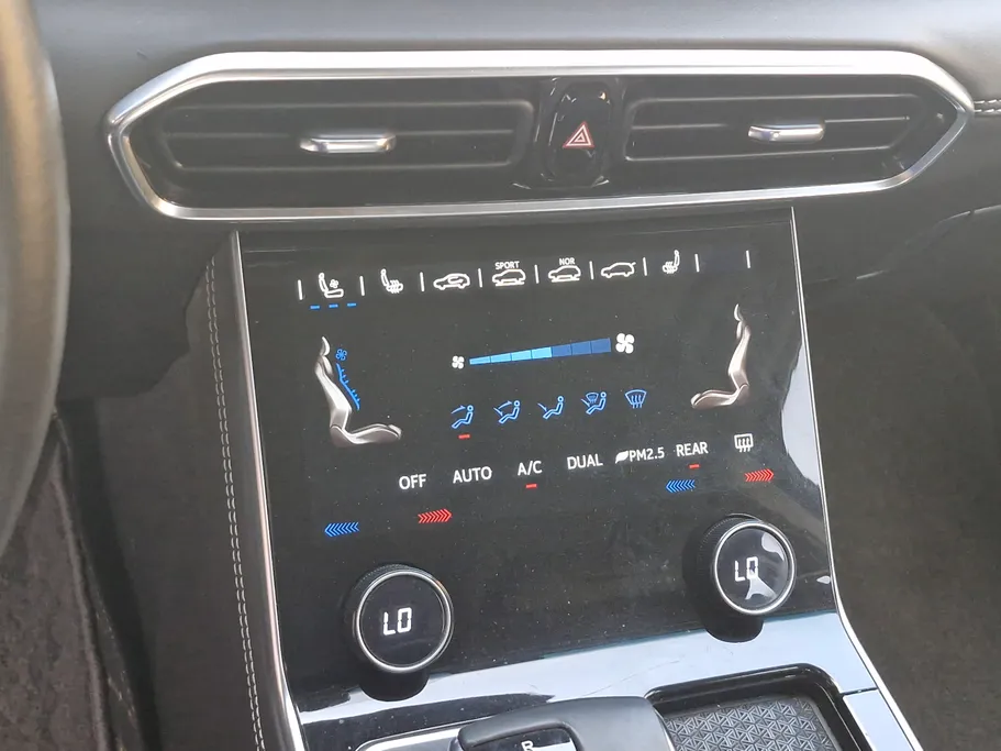 2023 Jetour X90 Plus Luxury 