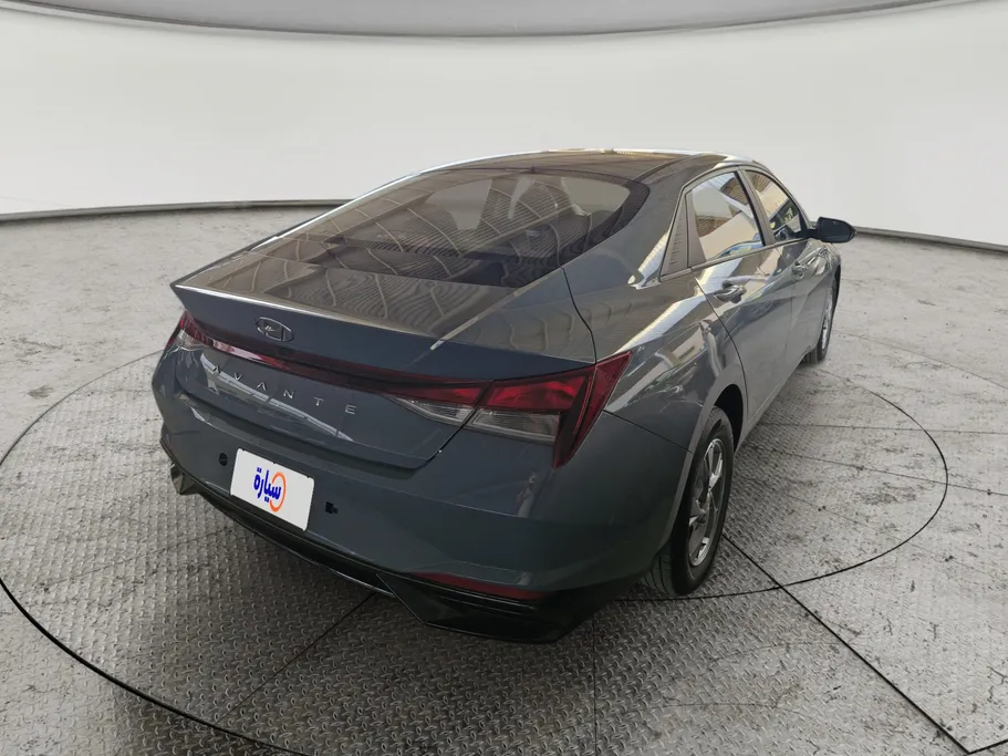 هيونداي أفانتي  2021 