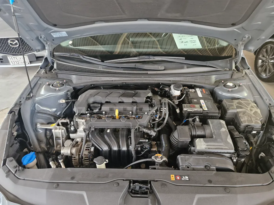 هيونداي أفانتي  2021 