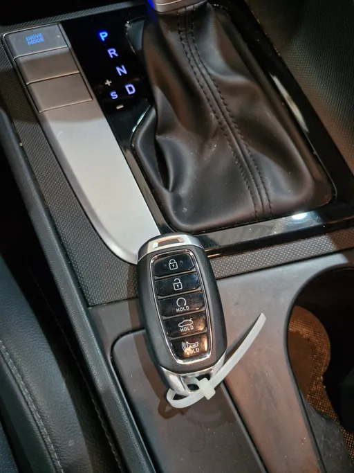 هيونداي أفانتي  2021 