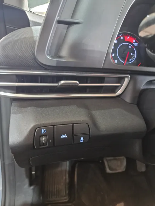 هيونداي أفانتي  2021 