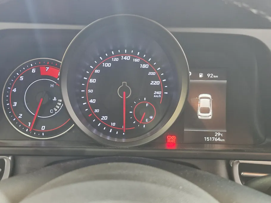 هيونداي أفانتي  2021 