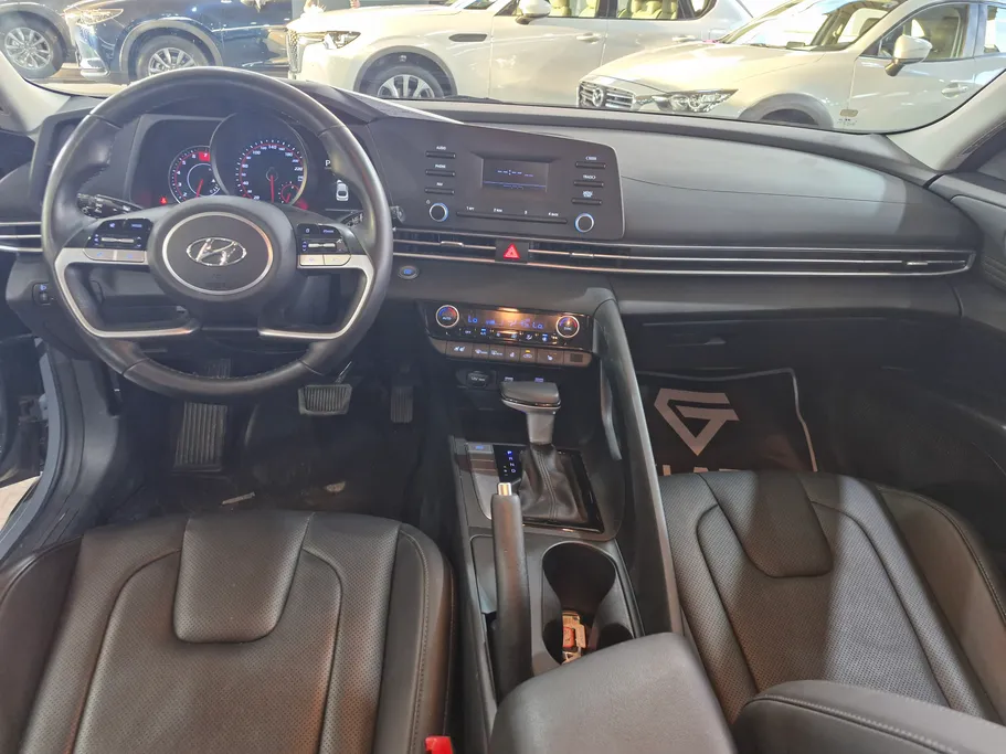 هيونداي أفانتي  2021 