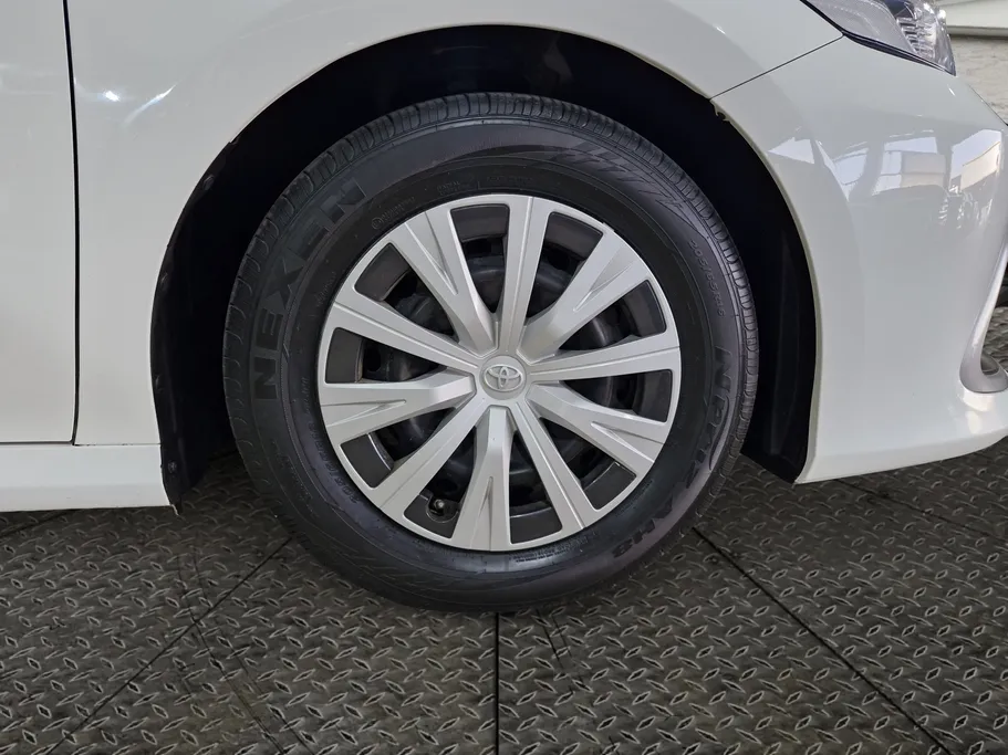 تويوتا كامري LE STD 2023 