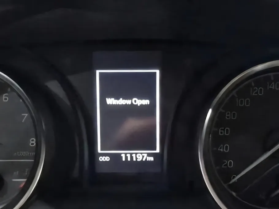 تويوتا كامري LE STD 2023 