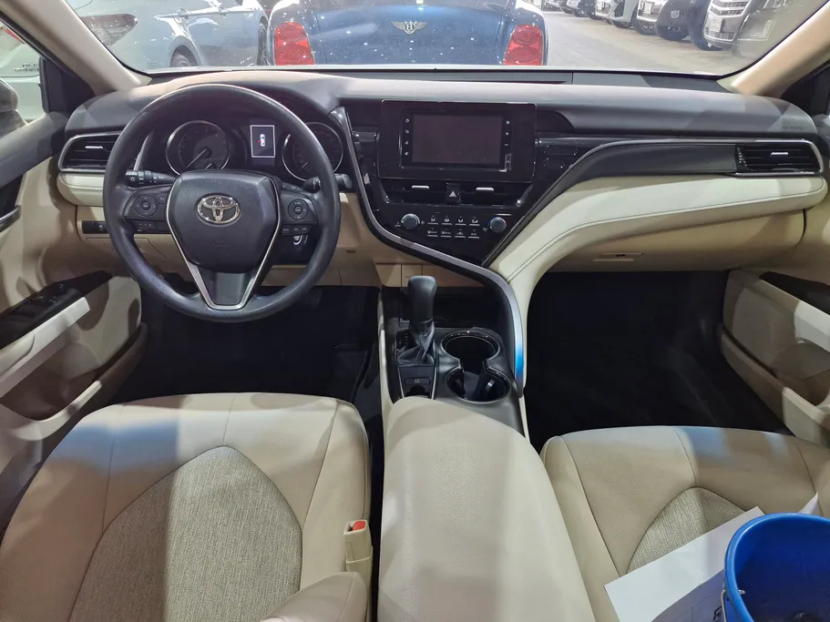 تويوتا كامري LE STD 2023 