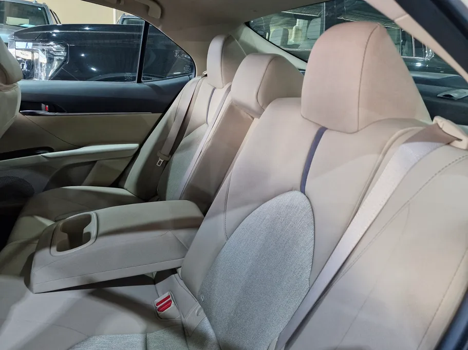 تويوتا كامري LE STD 2023 