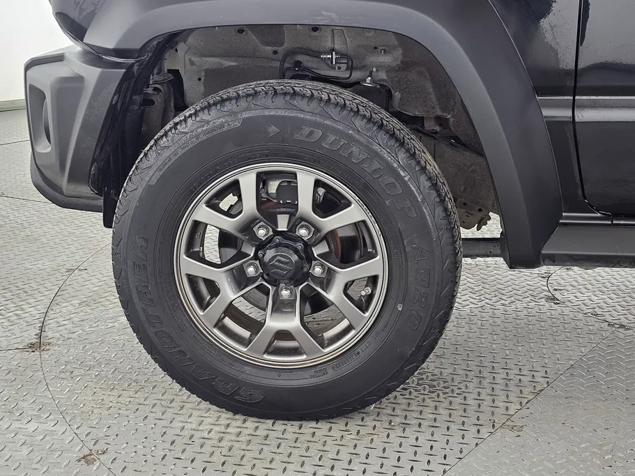 2023 Suzuki Jimny MT 