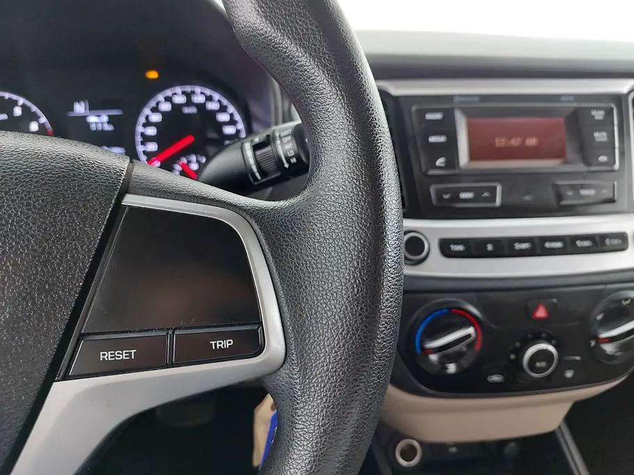 2022 Hyundai Accent Smart 