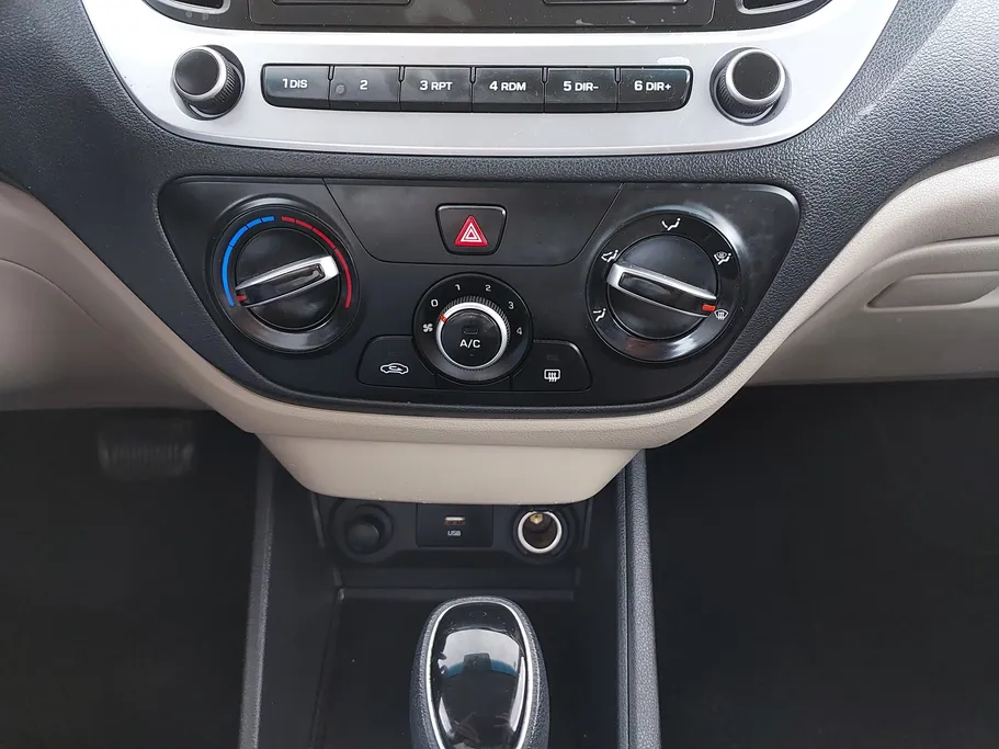 هيونداي اكسنت سمارت 2022 