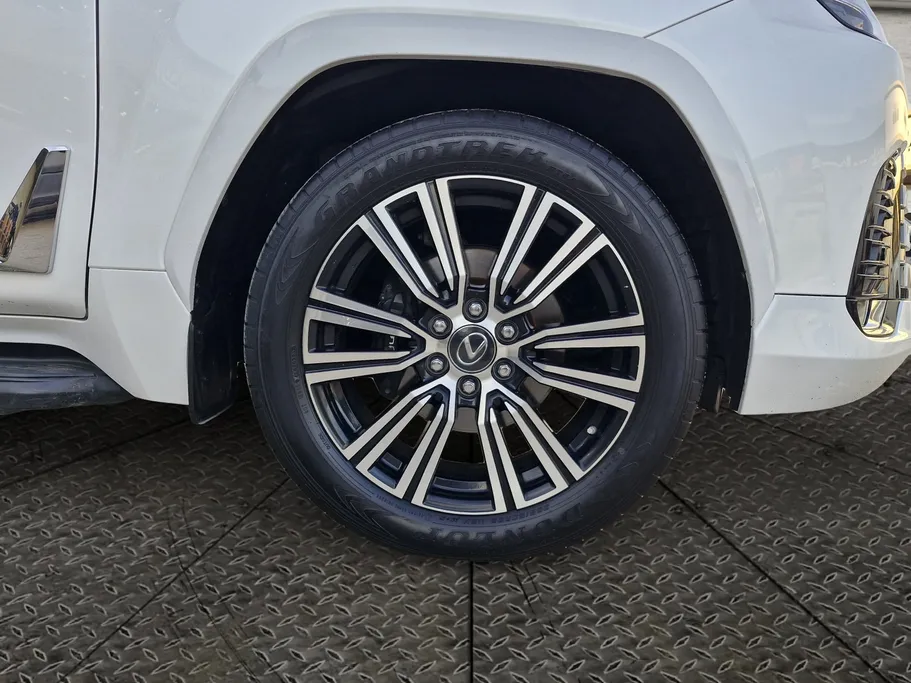 2023 Lexus LX 600 BB Elite 