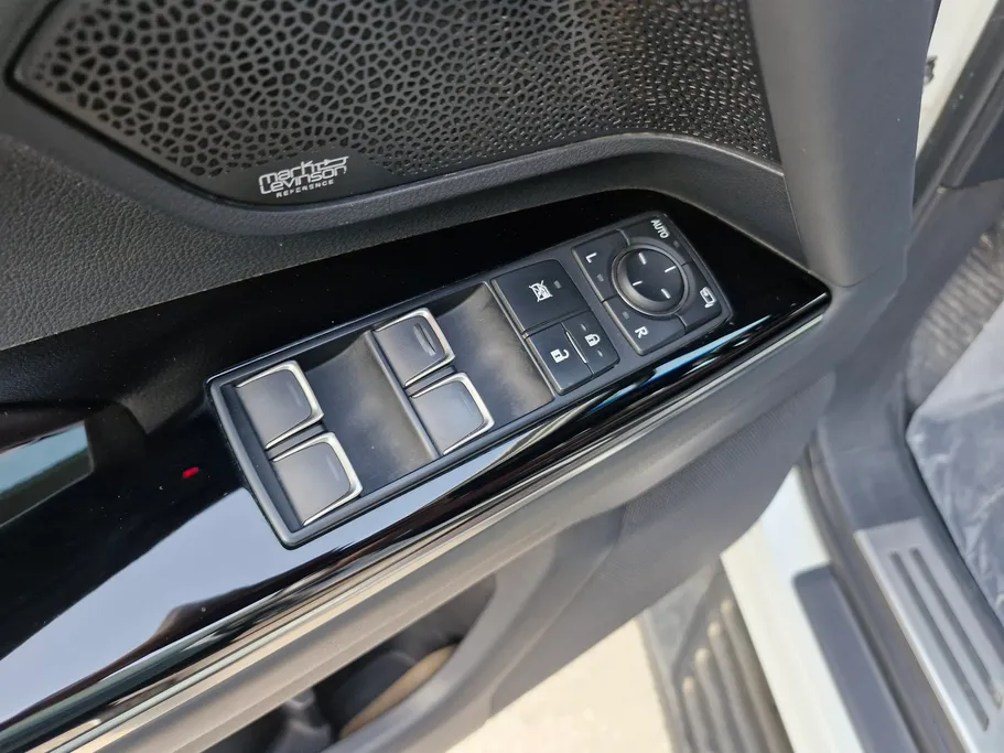 2023 Lexus LX 600 BB Elite 