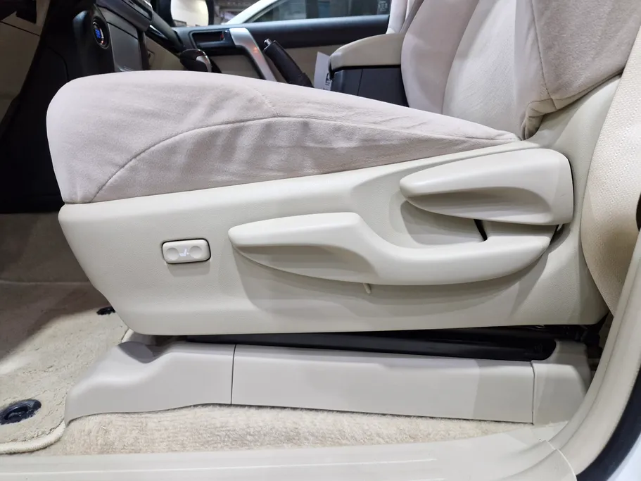 تويوتا برادو TXL1 2023 