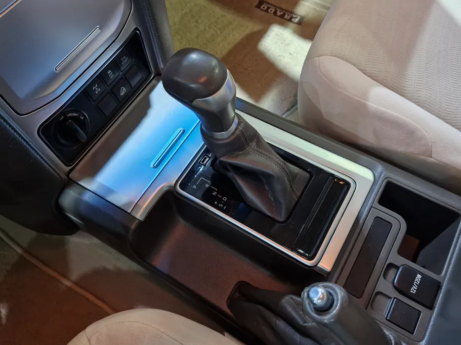 تويوتا برادو TXL1 2023 