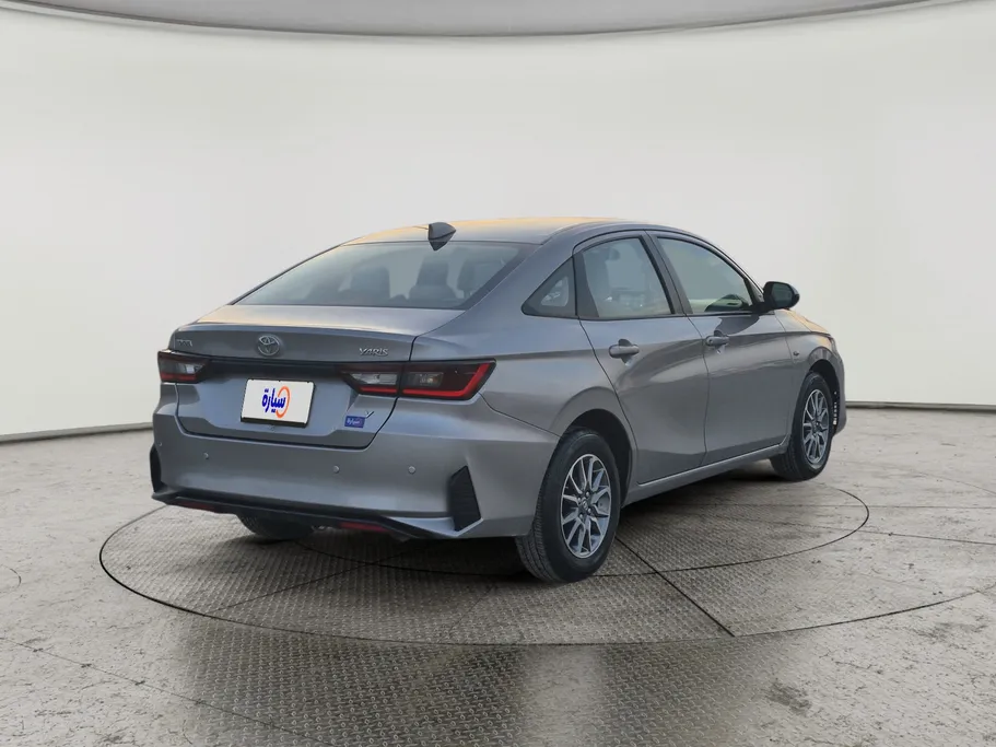 2024 Toyota Yaris  Y 