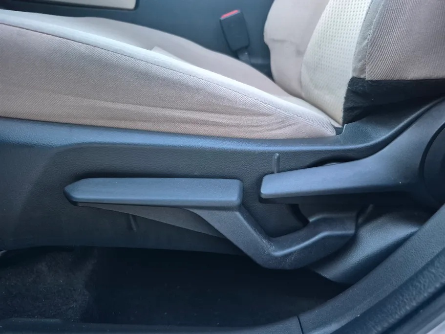 2024 Toyota Yaris  Y 