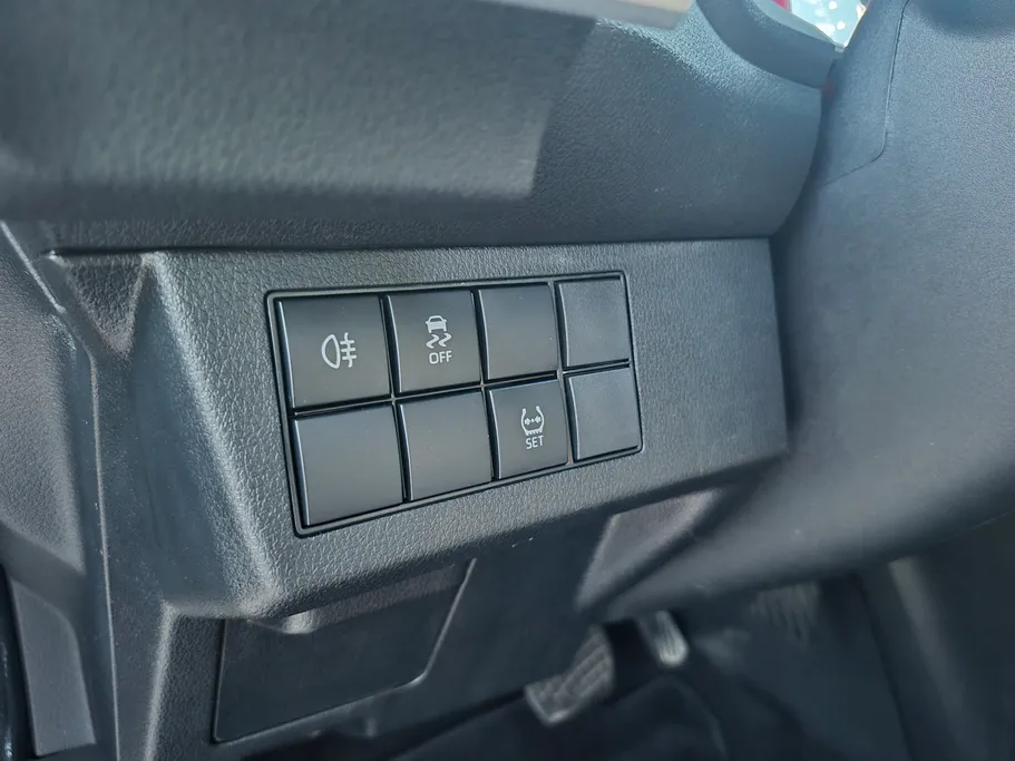 2024 Toyota Yaris  Y 