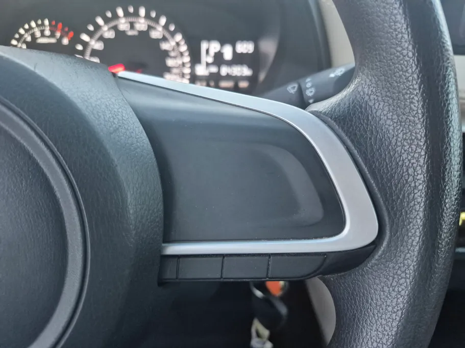 2024 Toyota Yaris  Y 