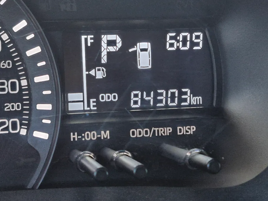 2024 Toyota Yaris  Y 