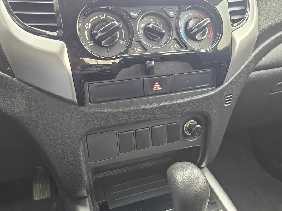 ميتسوبيشي L200 SC 4x4 Diesel 2023 