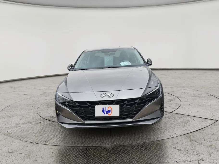 2023 Hyundai Elantra Smart 