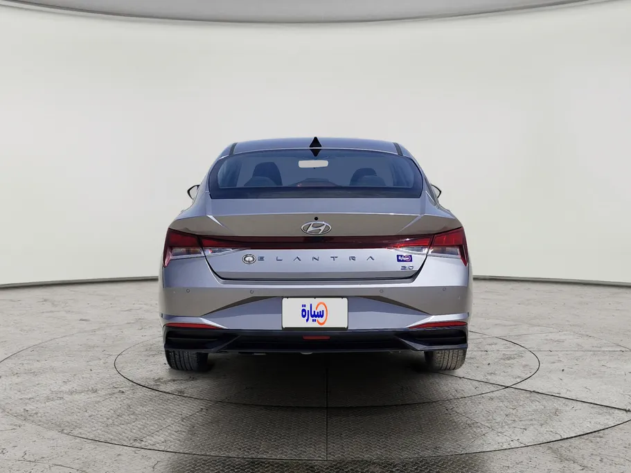 2023 Hyundai Elantra Smart 