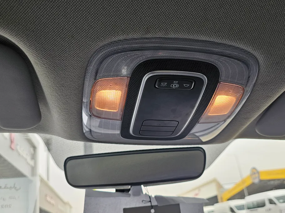 2023 Hyundai Elantra Smart 