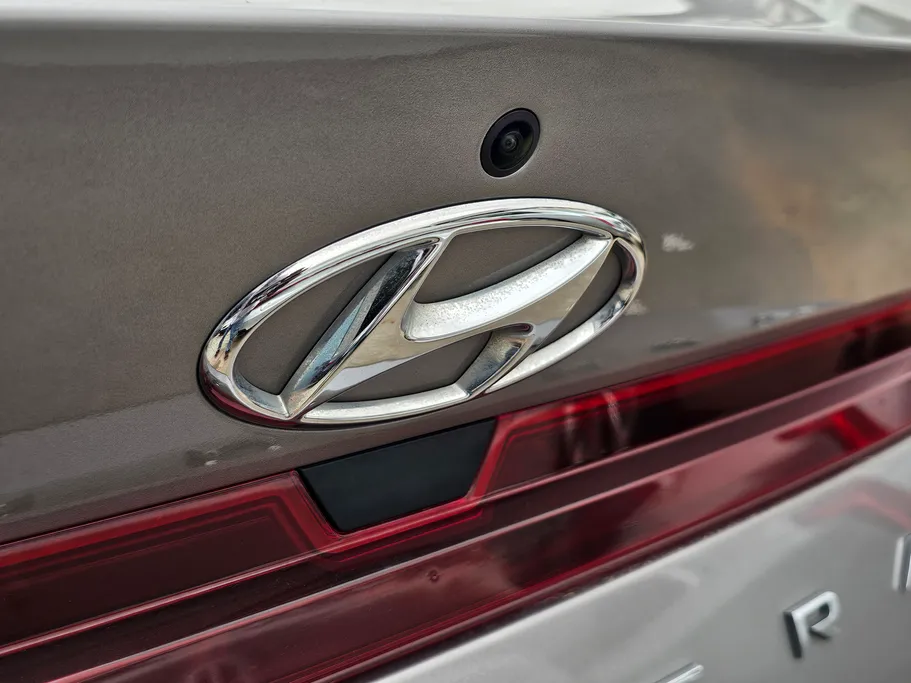 2023 Hyundai Elantra Smart 