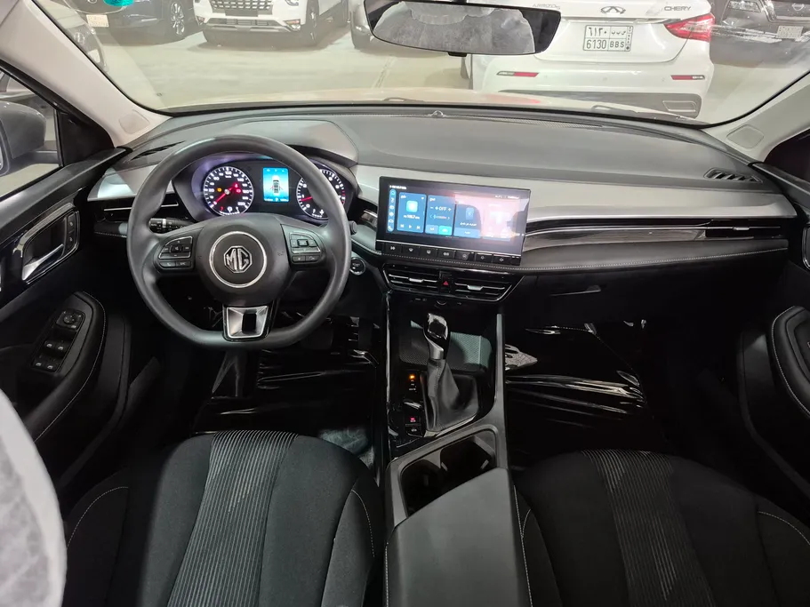 2025 MG 5 STD New Shape 