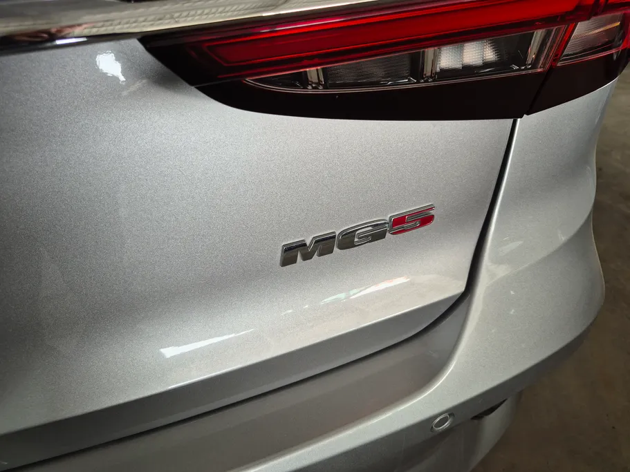 2025 MG 5 STD New Shape 
