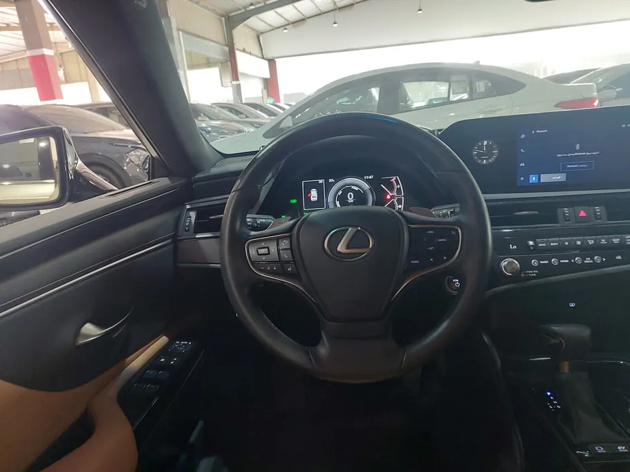 2024 Lexus ES 300 AH Hybrid  