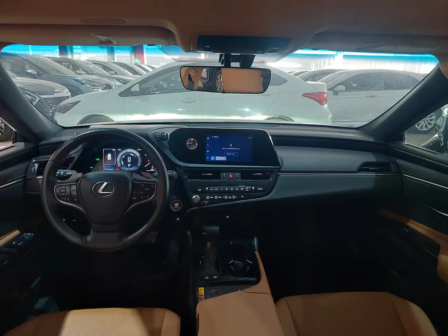 2024 Lexus ES 300 AH Hybrid  