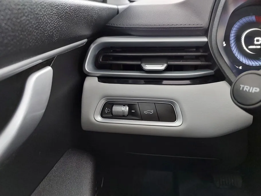 جيلي امجراند GF 2025 